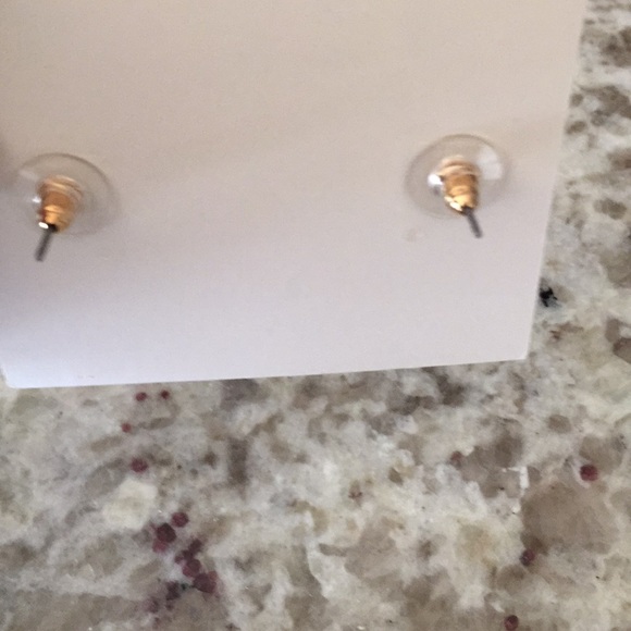 Earrings - Picture 3 of 3